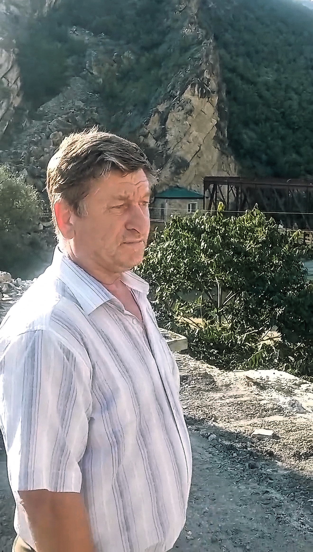 Дир гьудул, ругьунаб чоца рехани...