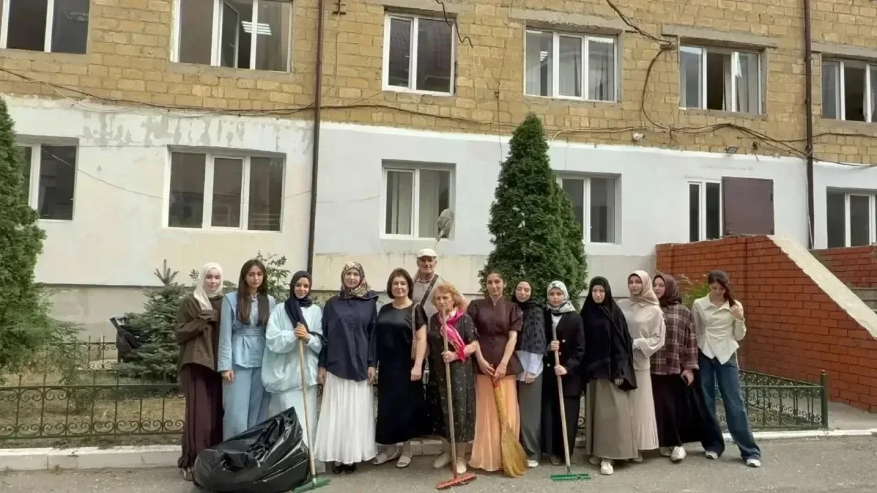 В ДГПУ им. Р. Гамзатова прошла масштабная акция «Марафон чистоты»