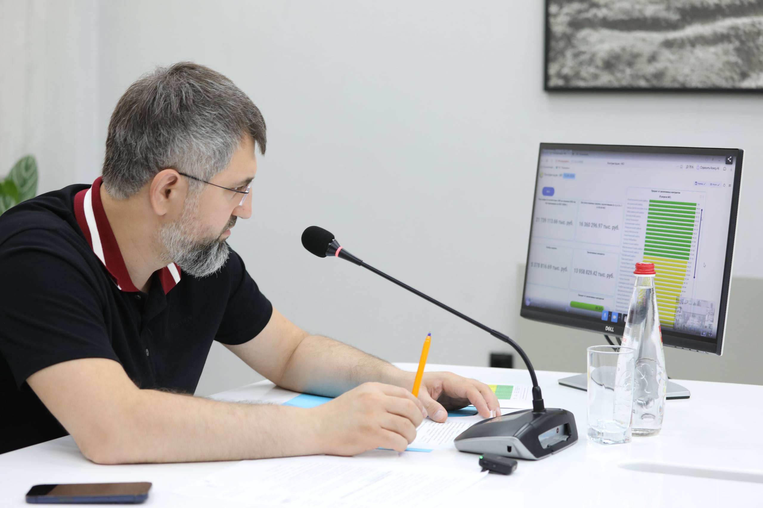 Рамазанов ввёл еженедельный мониторинг показателей Дагестана