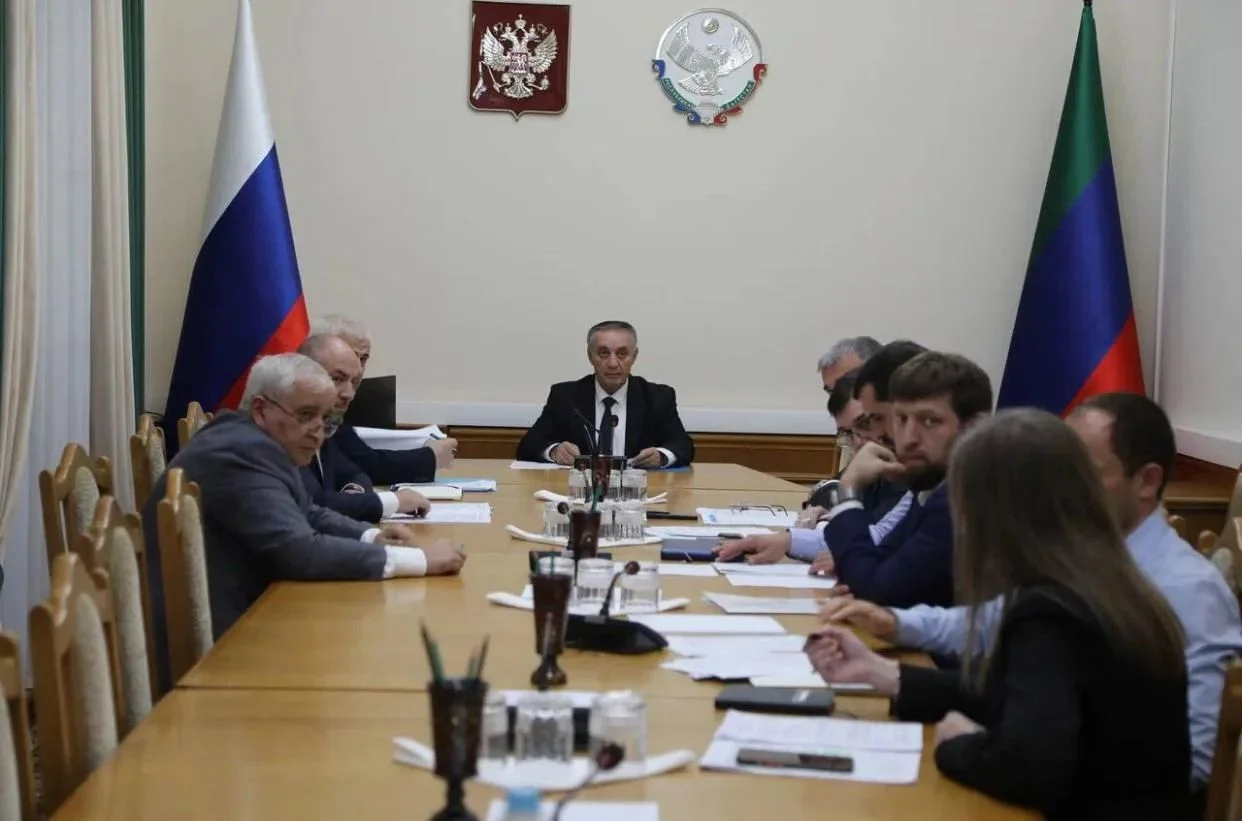 В Дербенте и Каспийске строят шесть детских садов по проекту «Семья»