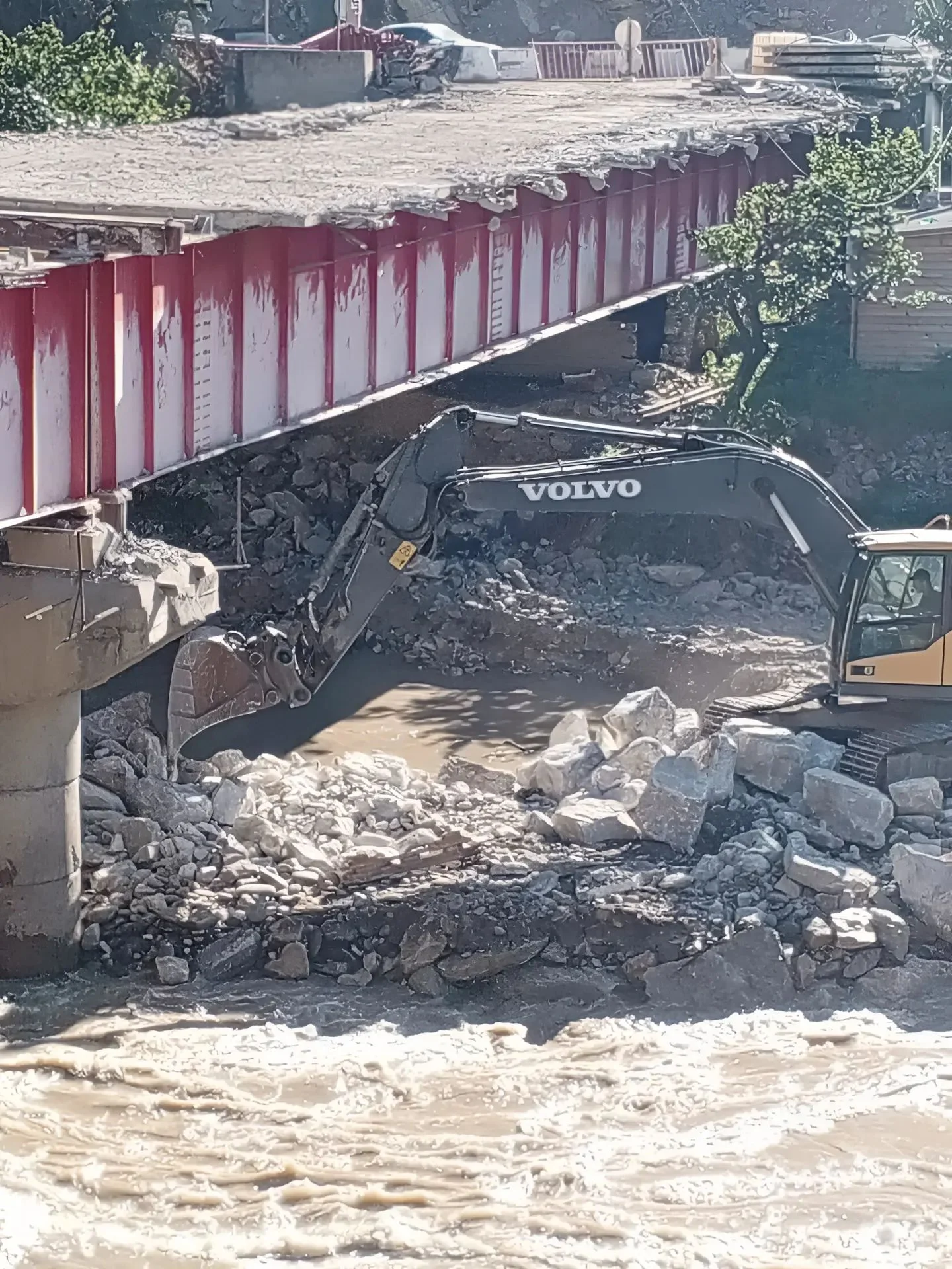 «Красный мост» в Дагестане восстановят до конца октября