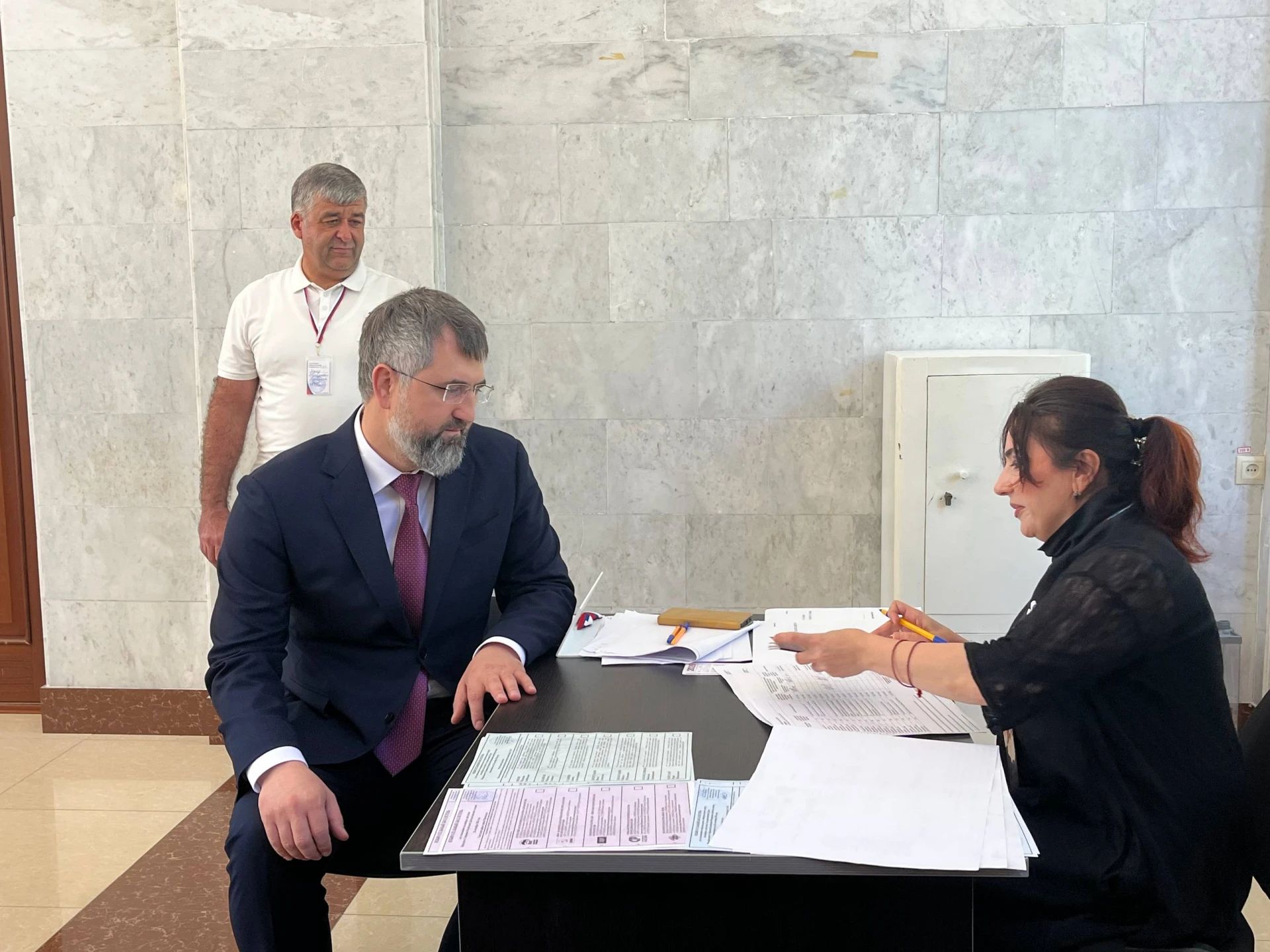 Рамазанов проголосовал в первый день выборов