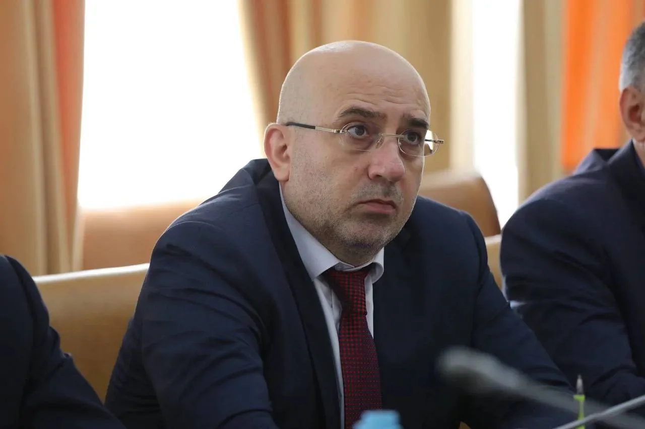 Рамазанов представил нового вице-премьера Дагестана