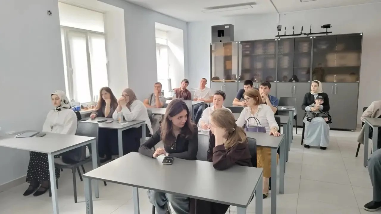 В ДГПУ стартовал новый этап педагогической практики