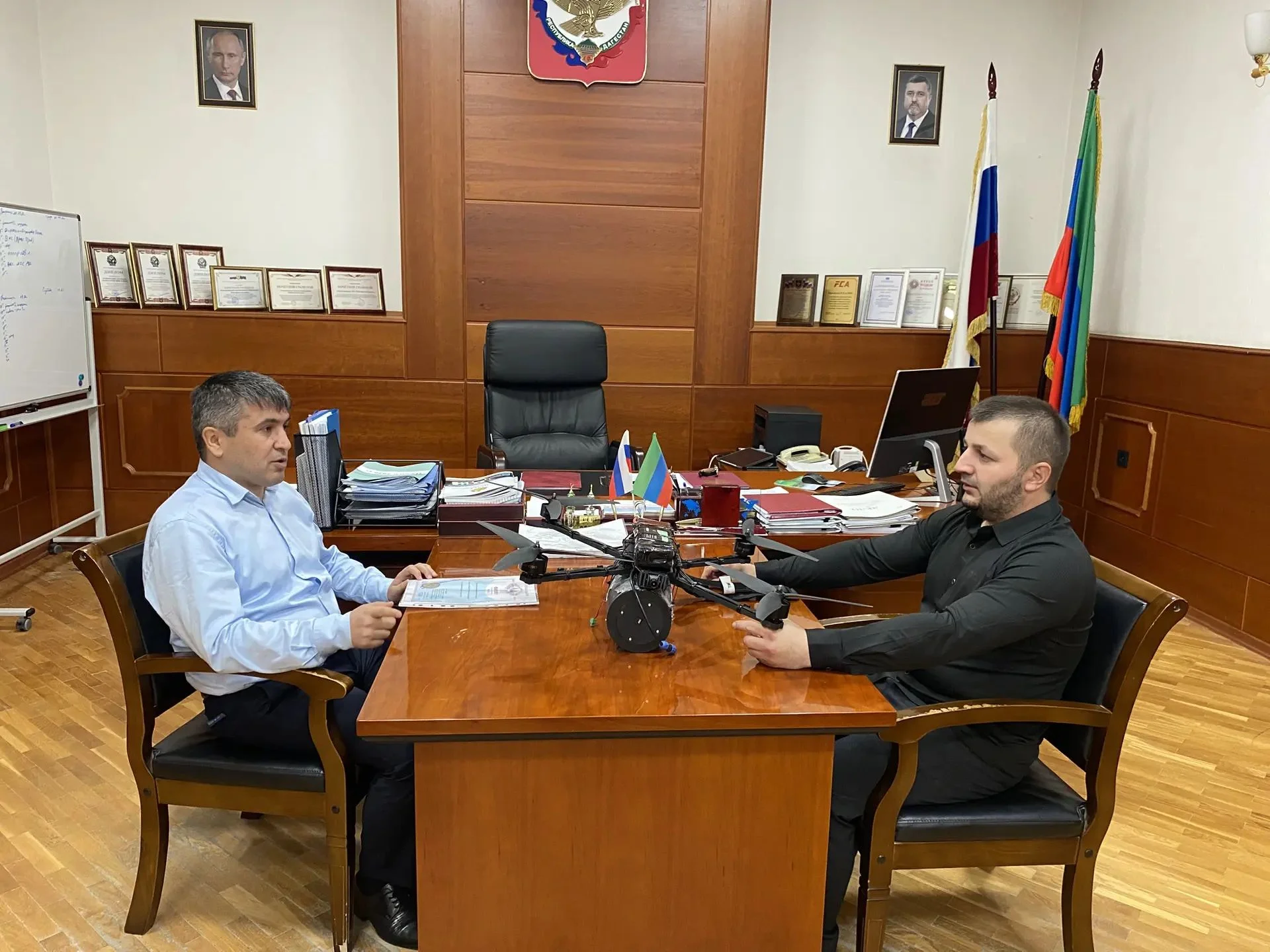 Глава Табасаранского района встретился с участником СВО
