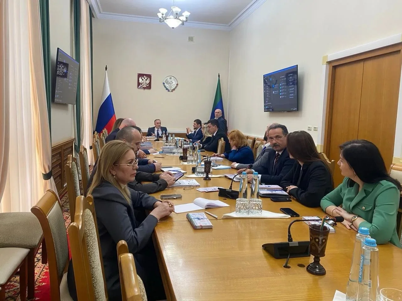 Начальник управления по делам молодёжи ДГПУ приняла участие в совещании Правительства Дагестана по подготовке фестиваля культуры и спорта народов Юга России