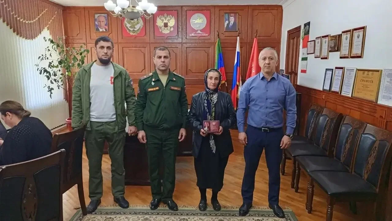 Фонд «Защитники Отечества» вручил награды семьям погибших бойцов