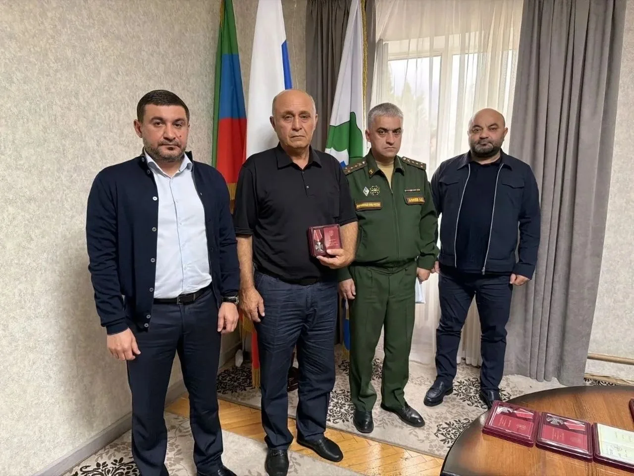 В Дербентском районе передали награды семьям погибших бойцов