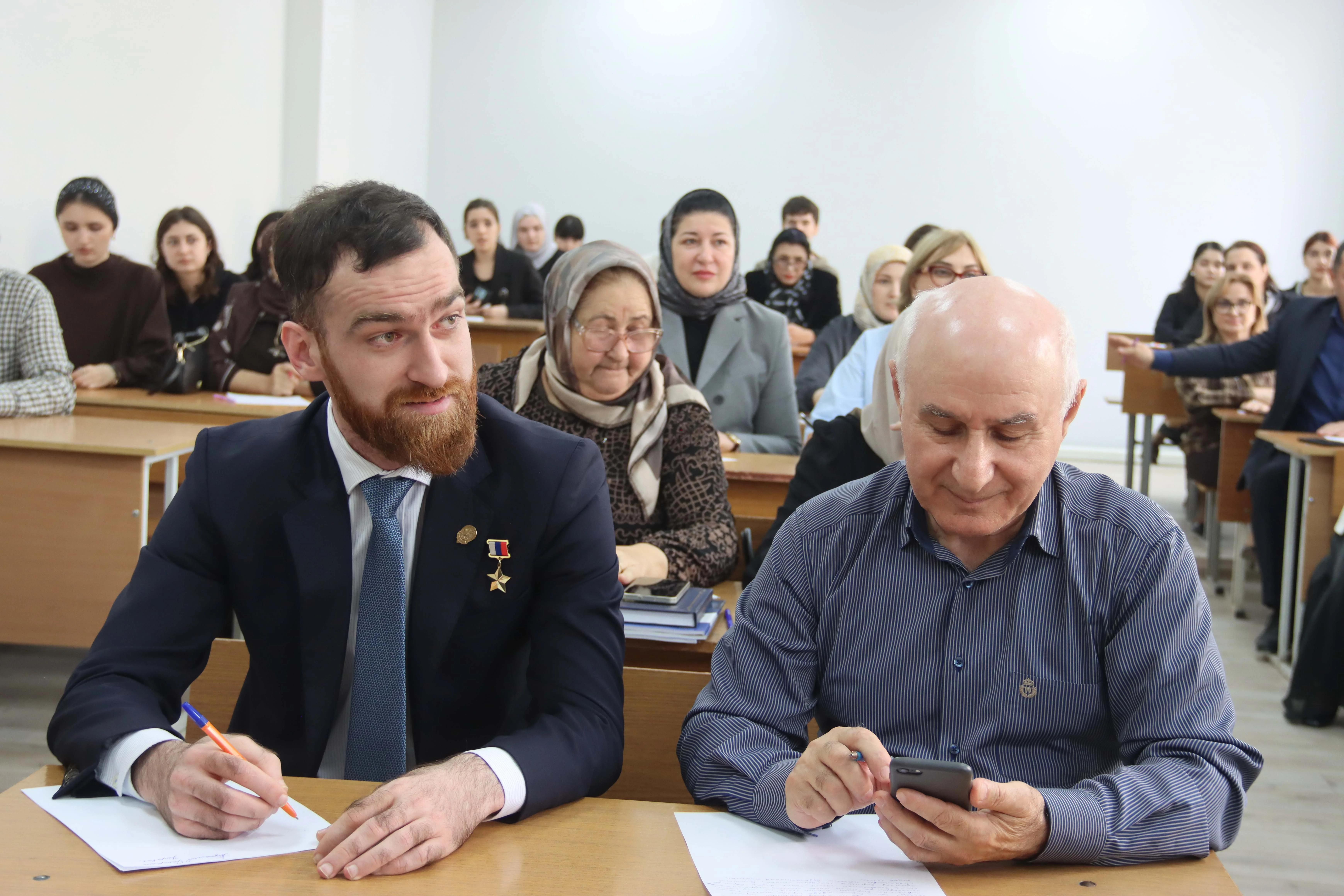 В Дагестане написали диктант на языках народов республики